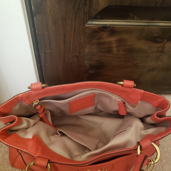 Coach purse and wallet. - Picture 4 of 4